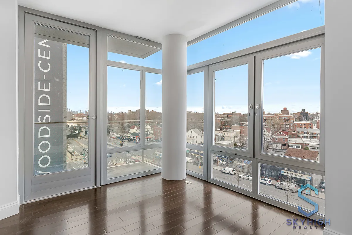 Building Photo - 46-02 70th St #8K