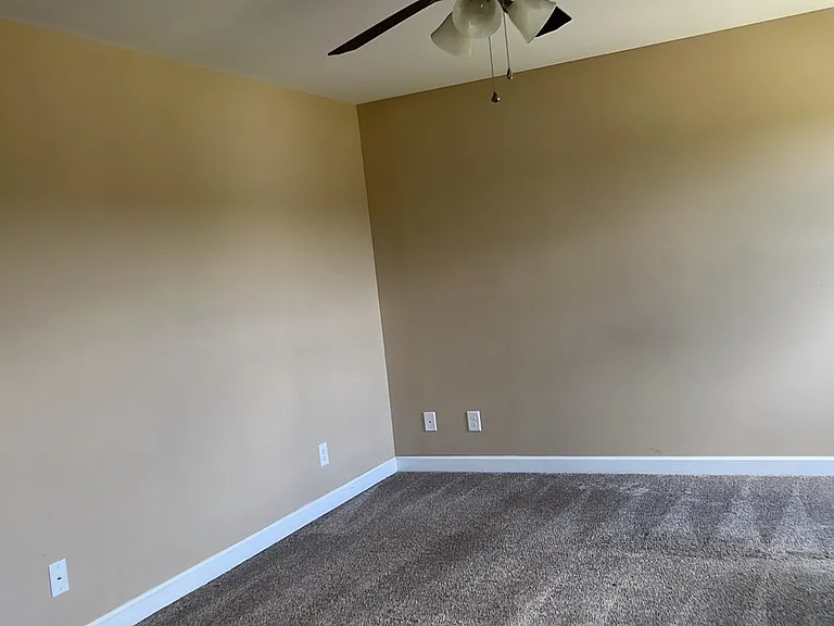 118 Portman Ln — Photo 11