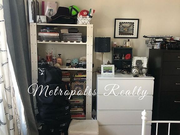 5th image of 2159 27th St APT A1
