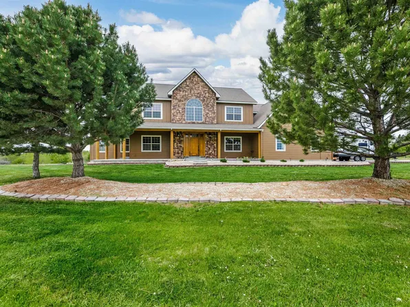 7350 Sagebrush Ln, Caldwell, ID 83607