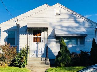 79 Stella St, Providence, RI 02909