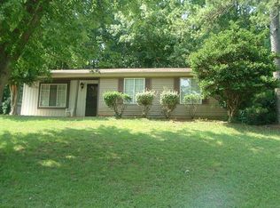 5314 Kinsdale Ln, Stone Mountain, GA 30088