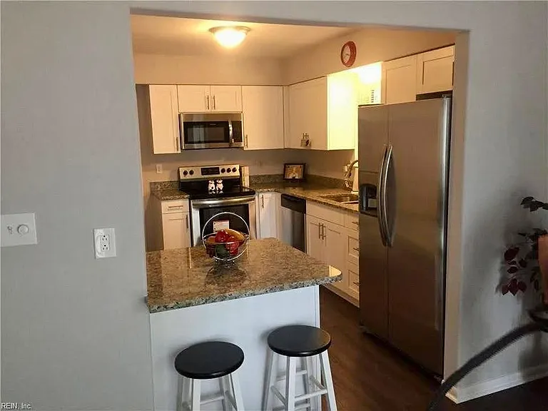 1735 Pompey St — Photo 4