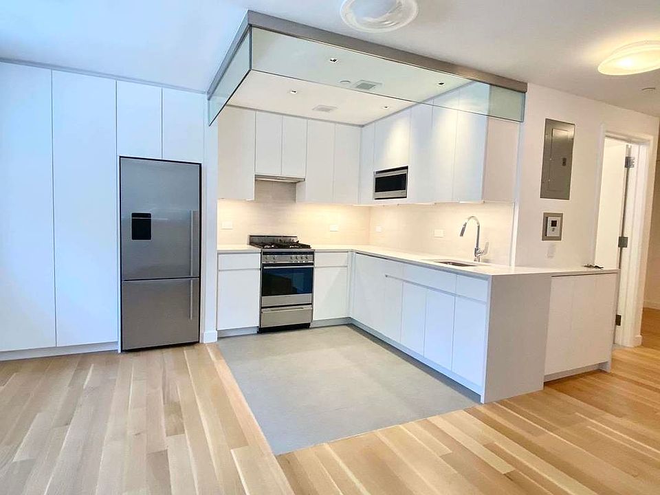 1st image of 341 W 11th St APT 1D