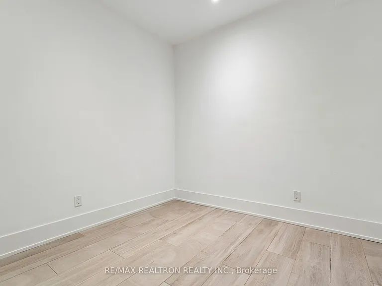 130 Brooklawn Ave — Photo 22
