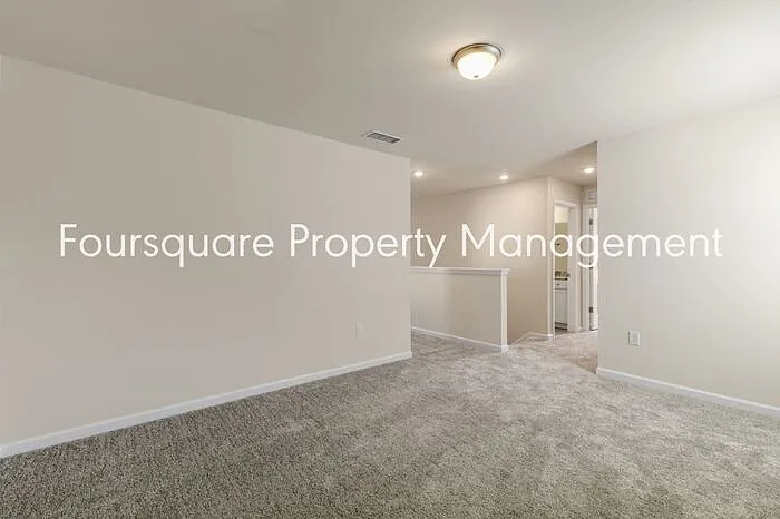 1716 Luna Way — Photo 22
