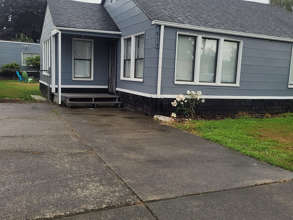 1st image of 814 2nd Ave NW