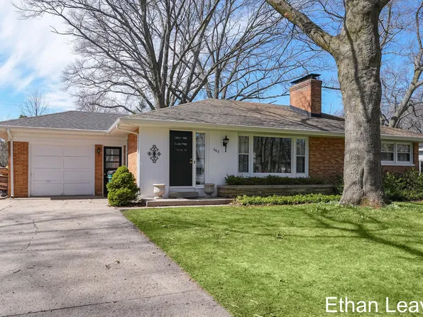 665 Garber Rd, Muskegon, MI 49445