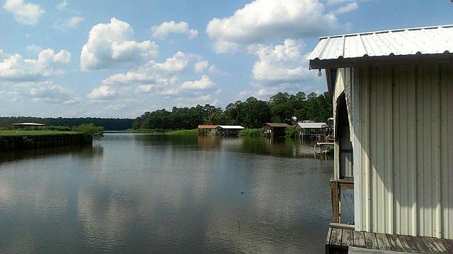 1st image of 80 Magnolia Dr