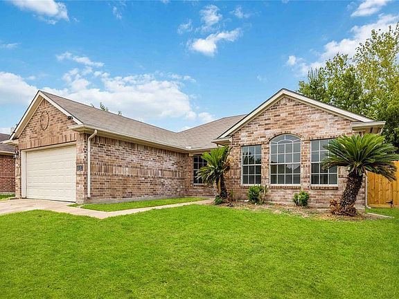 2nd image of 6647 Amberfield Ln