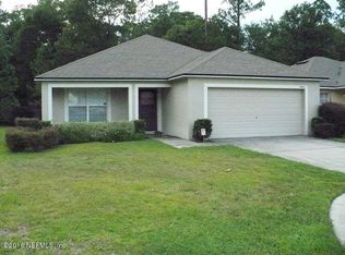 5633 Village Pond Cir, Jacksonville, FL 32222