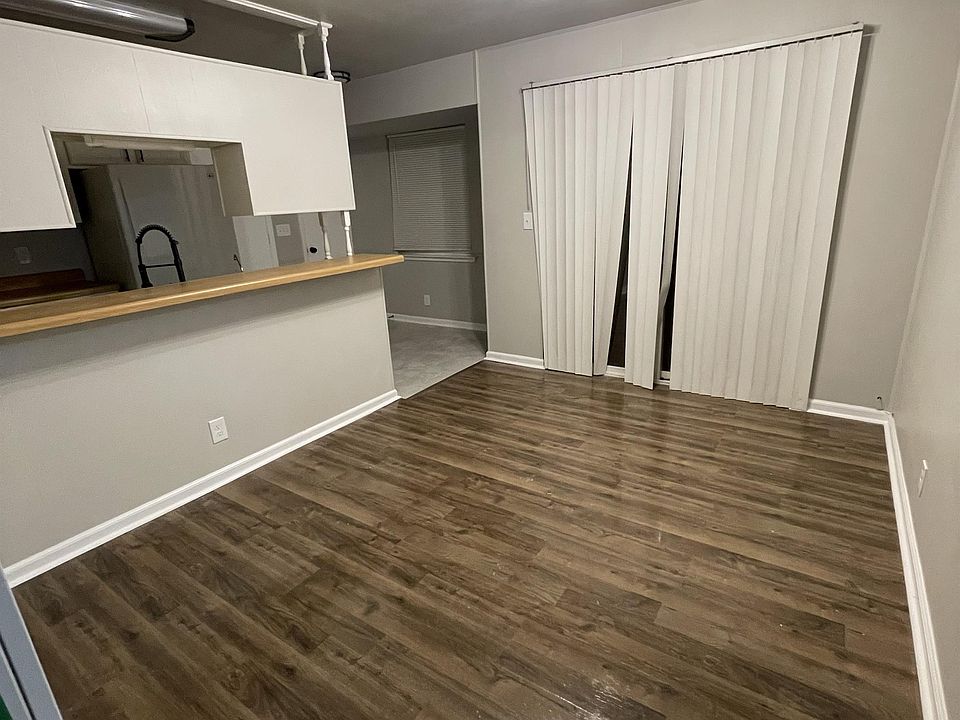 1st image of 7522 Glen Briar Dr