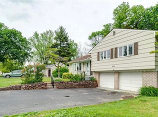 435 Windsor Rd, Rochester, NY 14612
