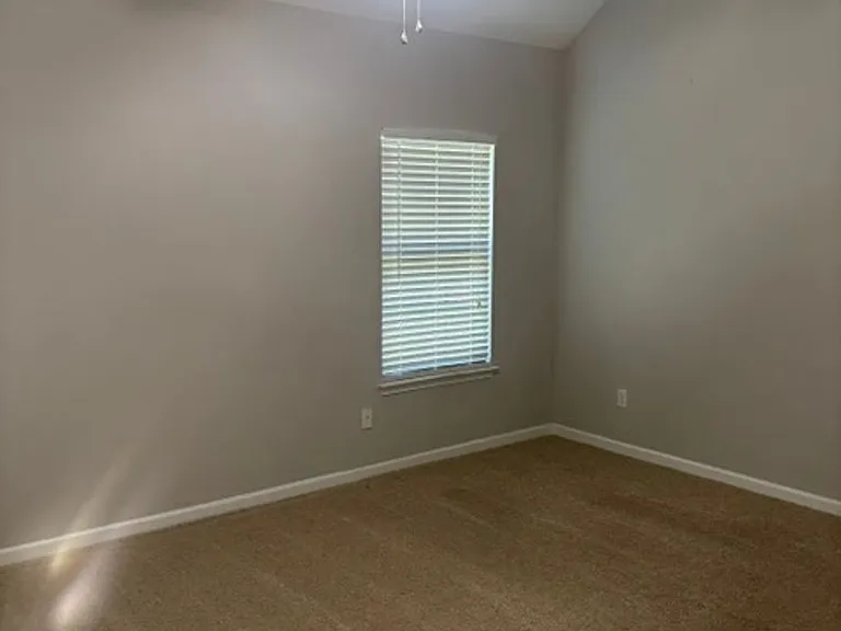 5036 Reynolds Way — Photo 14