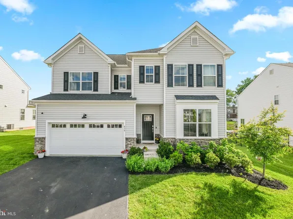 430 S Cedar St, Spring City, PA 19475