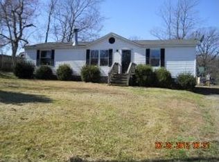 125 Graham St, White Bluff, TN 37187