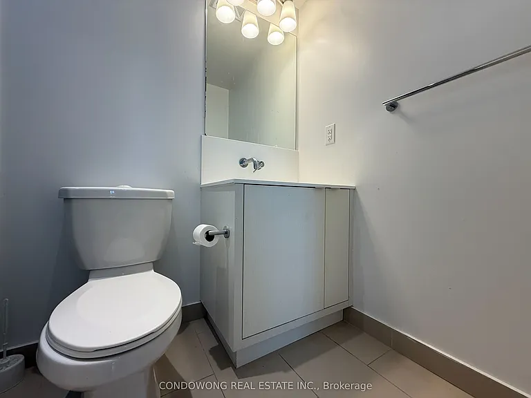 100 Harbour St #3602 — Photo 10