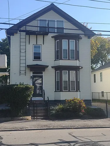472 Prairie Ave Photo 1