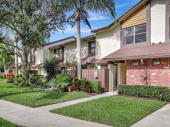 3rd image of 4615 Carambola Cir S #27232