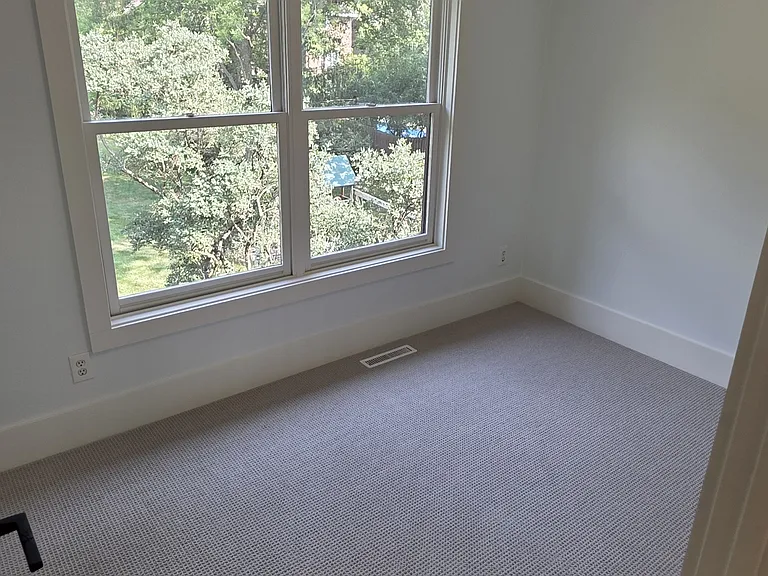 Upper rear bedroom 2