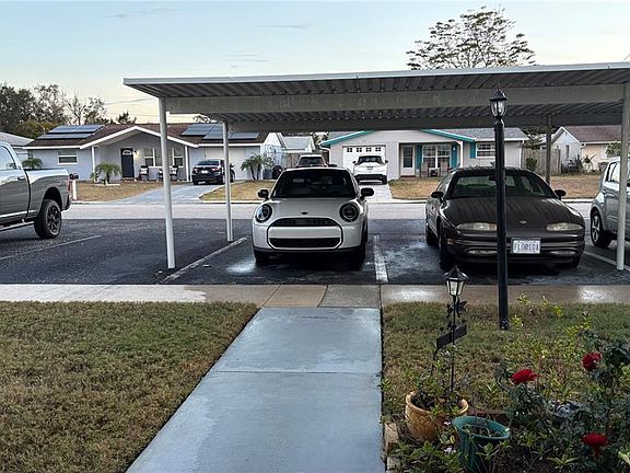 2nd image of 5433 Palm Dr