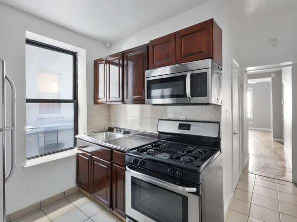 304 West 151st Street image 2 of 7