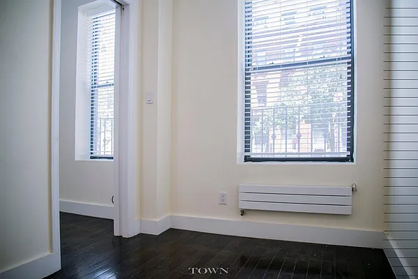 Rented by Town Residential | media 34