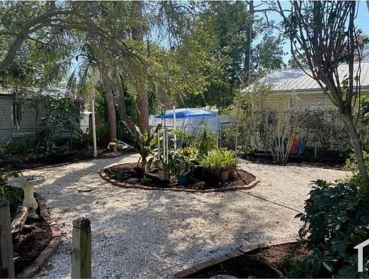 3 bed, 1400 sqft, $2,250 — Photo 3
