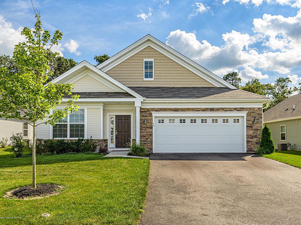 1st image of 75 Woodview Dr