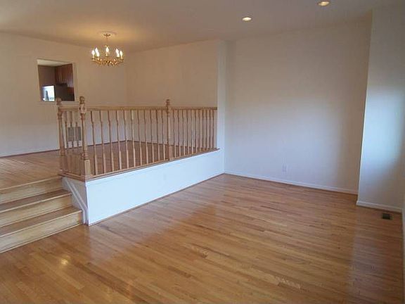 Elegant, Elevated Dining