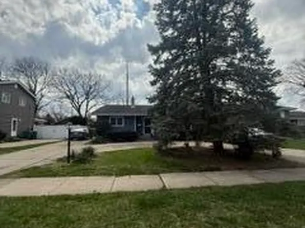 1236 Fisher St, Munster, IN 46321