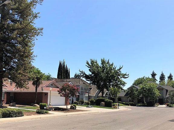 Erling Way Neighborhood 