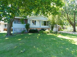 1817 19th Ter NW, New Brighton, MN 55112