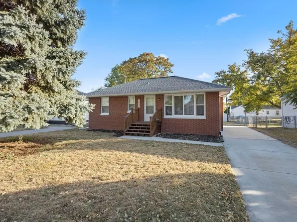 1607 18th St, Columbus, NE 68601