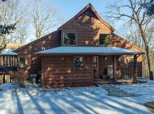 27 Stony Point, Galena, IL 61036