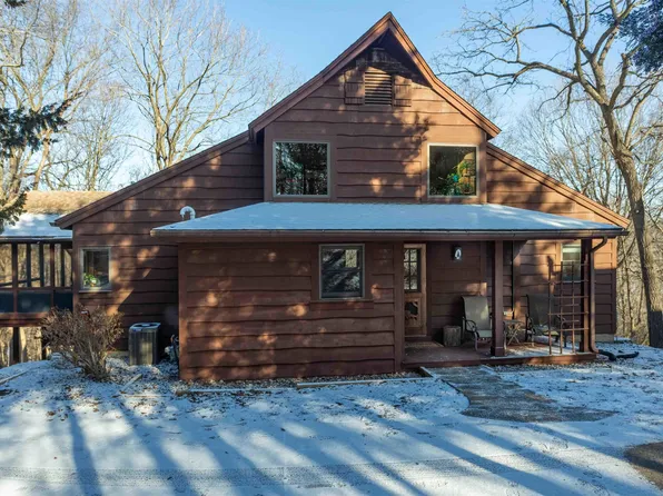 27 Stony Point, Galena, IL 61036