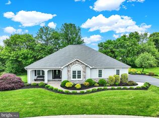 1136 Sarazen Way, York, PA 17404