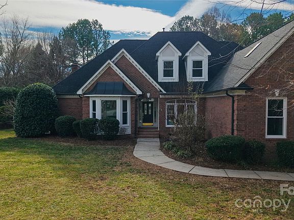 3rd image of 5125 Belicourt Dr