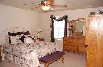 5th image of 2486 Mont Sur Dr