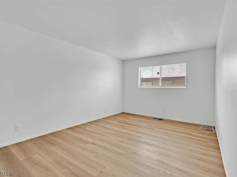 4474 Buena Vista Dr — Photo 16