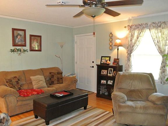 5th image of 2904 Loretta Ln