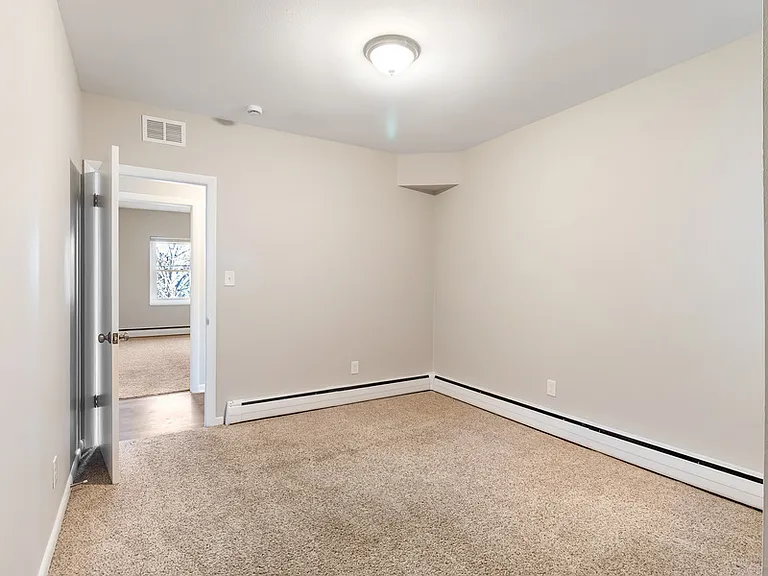 2311 E North Ave #13 — Photo 16