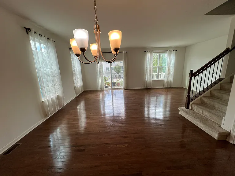 4014 Pompton Ct — Photo 4