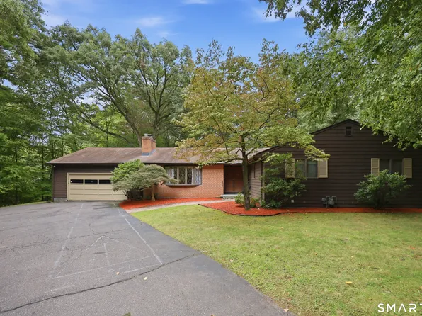 5 Birch Road, Bloomfield, CT 06002