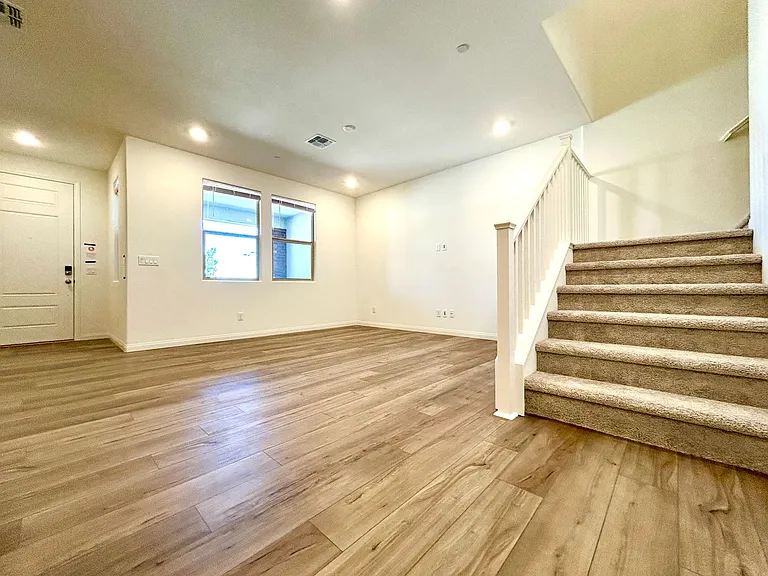 12480 Kings Creek Pl — Photo 10