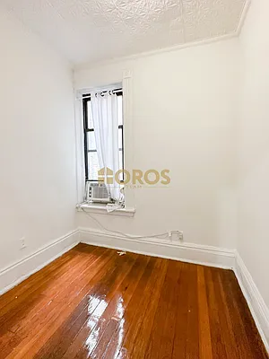 Rented by City Connections Realty | media 11