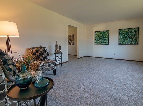 5th image of 2347 Jonquil Pl