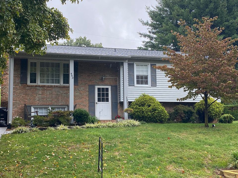 1st image of 443 Aragona Dr