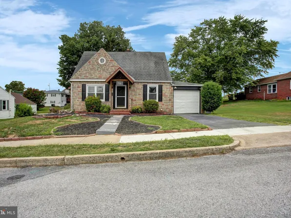 316 N Franklin St, Waynesboro, PA 17268