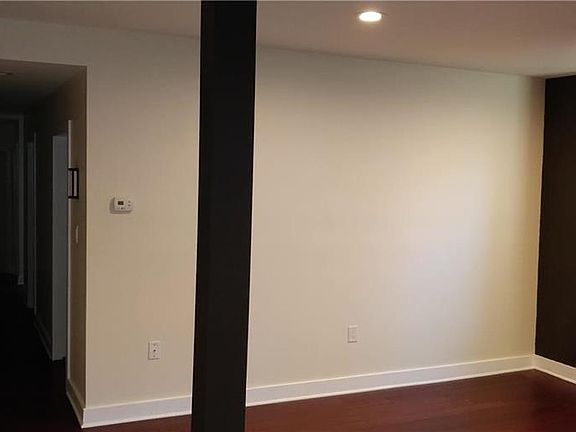 4th image of 26 E North St APT 1
